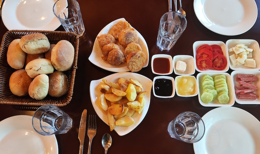 Kyrgyzstan Horse Riding Day 1 - breakfast